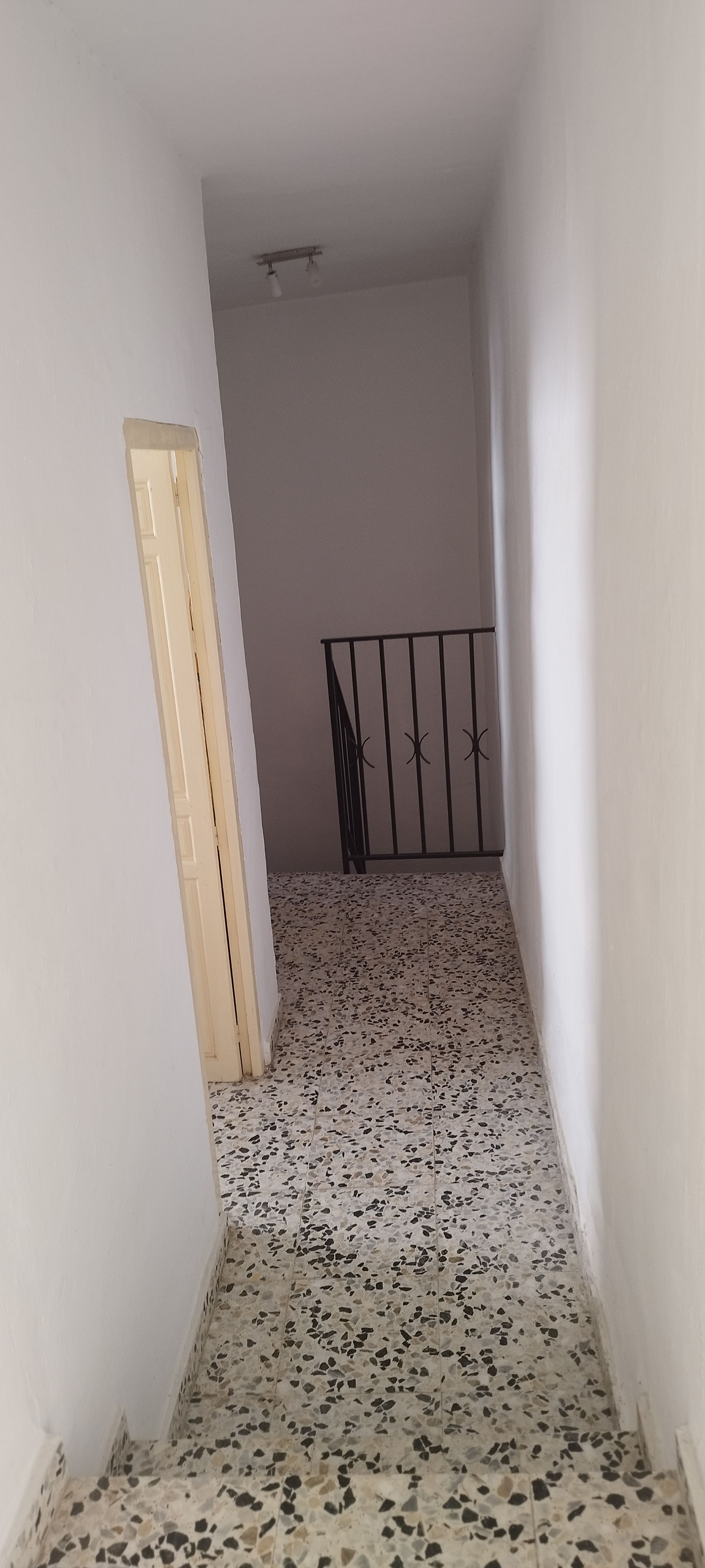 Upstairs Landing (7)